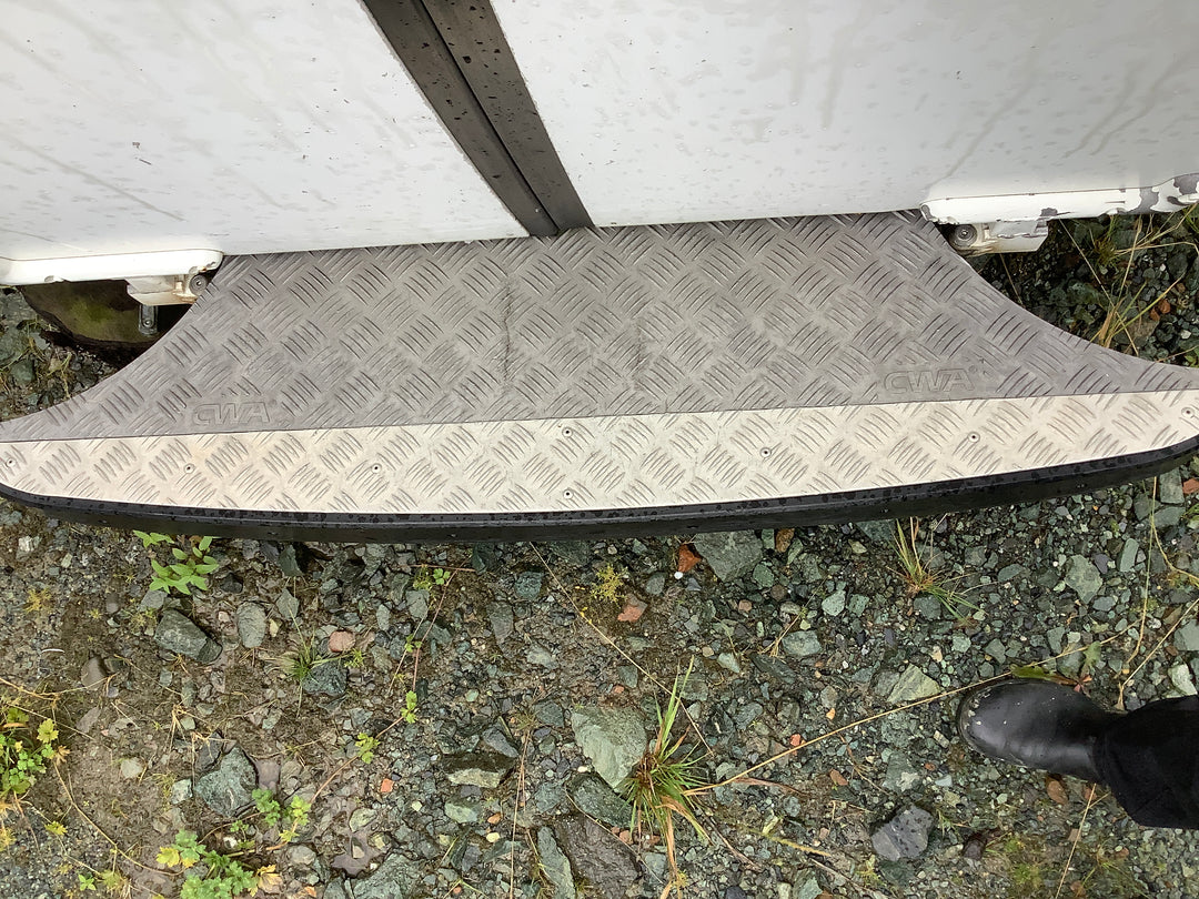 Fixed-grip pulse/group gondola system