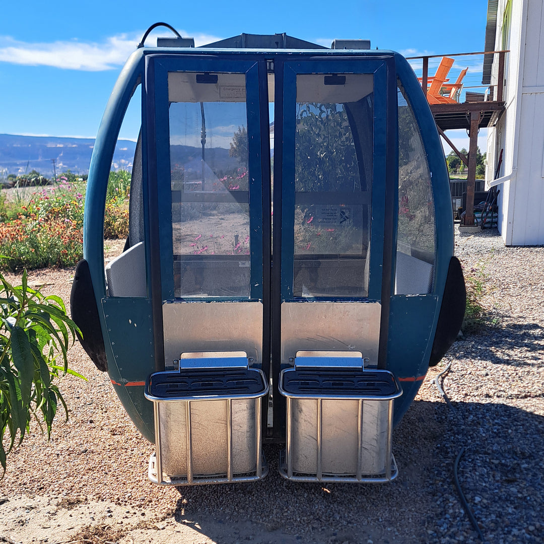 CUSTOMIZED RETIRED GONDOLAS