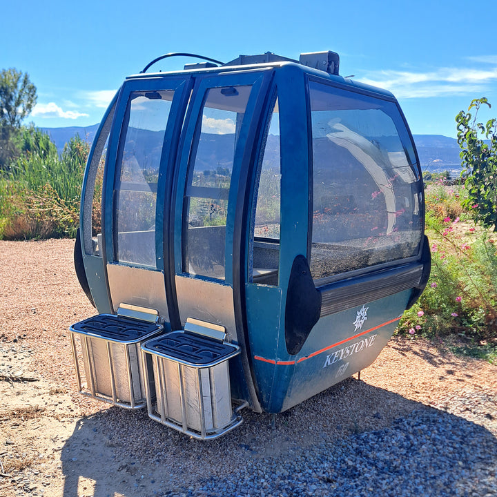 CUSTOMIZED RETIRED GONDOLAS