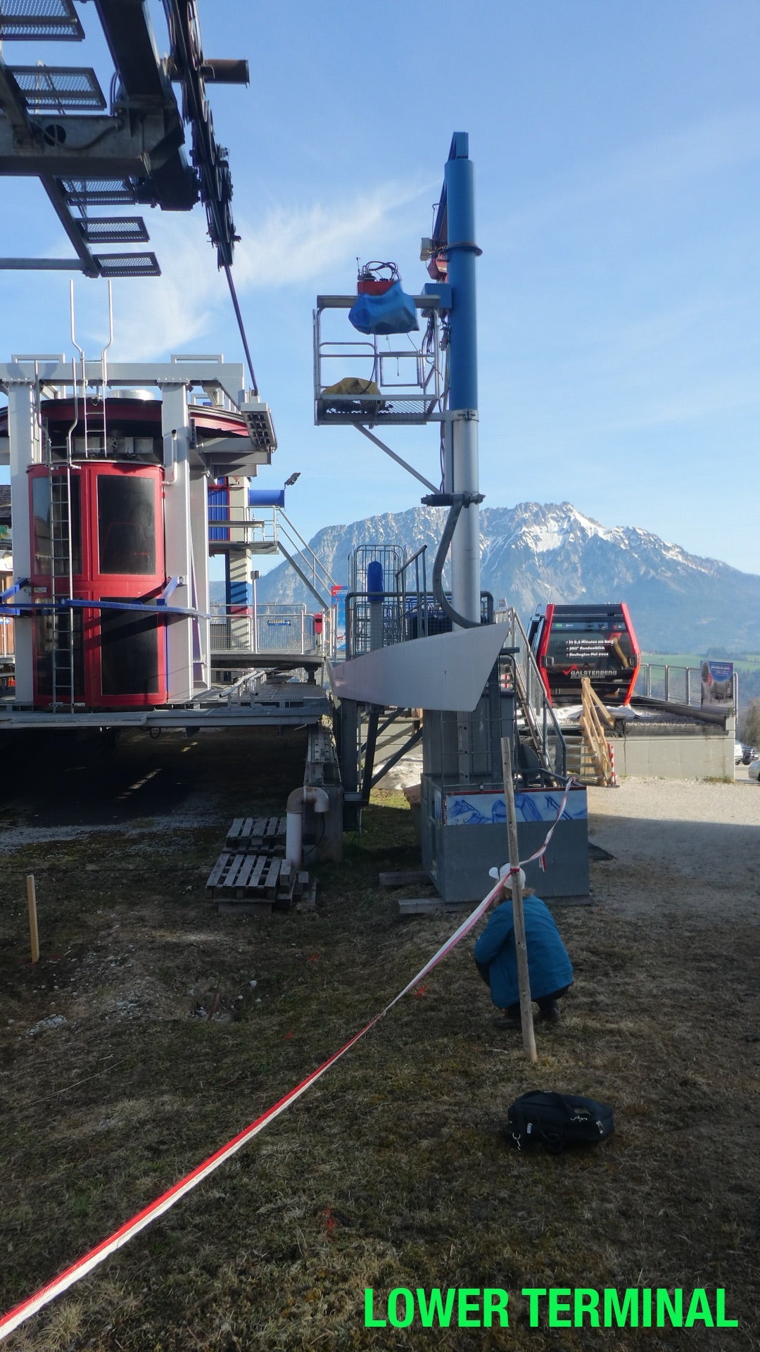 Fixed-grip pulse/group gondola system