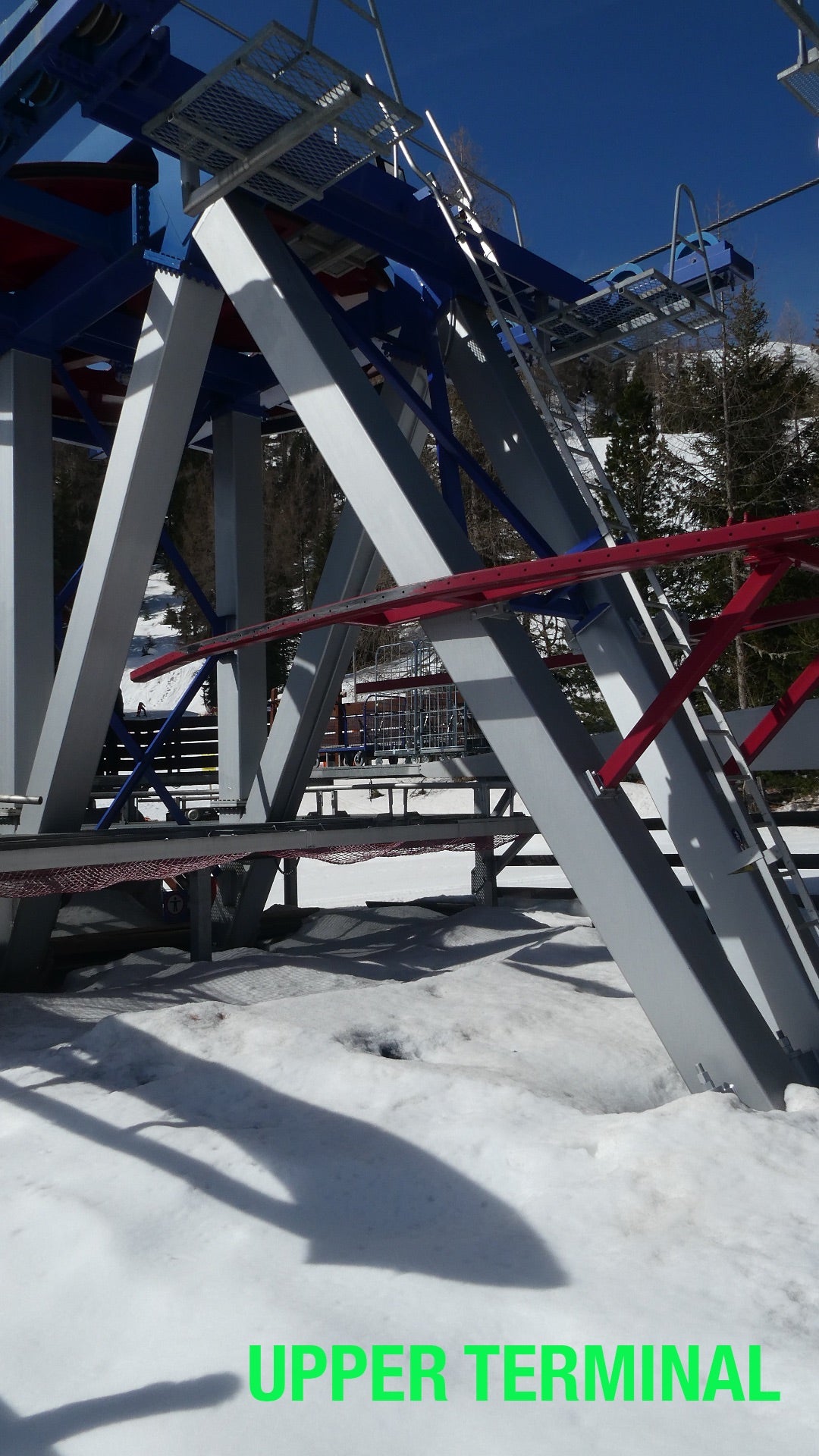 Fixed-grip pulse/group gondola system